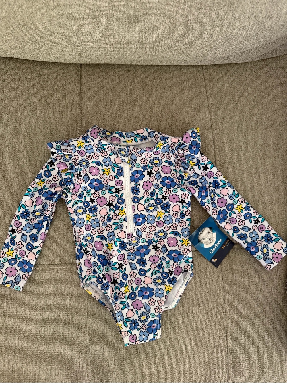 Gerber Floral Long-Sleeve One-Piece Swimsuit w Zipper 3-6months